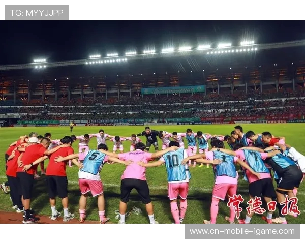 常德队奋勇拼搏展现足球激情推动地方体育事业蓬勃发展