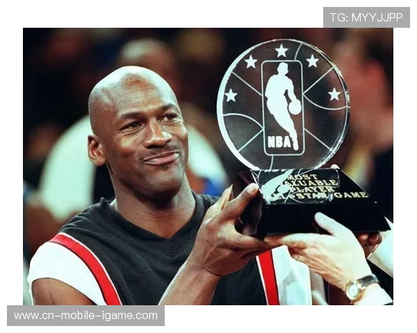 围绕篮球明星职业生涯与影响力的深度观察与精彩解读全面呈现旅程 围绕篮球明星职业生涯与影响力的深度观察与精彩解读全面呈现旅程