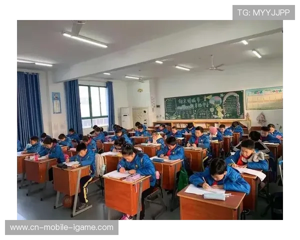 王敏独家揭秘足球技巧与心得分享助你提升球技和战术理解 王敏独家揭秘足球技巧与心得分享助你提升球技和战术理解