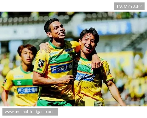 东京绿茵与大宫松鼠2019赛季精彩对决回顾与分析 东京绿茵与大宫松鼠2019赛季精彩对决回顾与分析