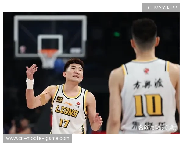 埃瓦尔主场迎战拉维斯期待争夺三分的精彩对决