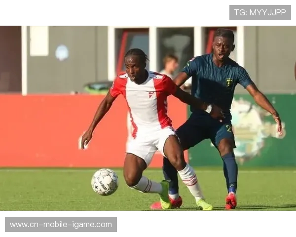 尼美根主场迎战坎布尔争夺关键三分的激烈对决即将上演 尼美根主场迎战坎布尔争夺关键三分的激烈对决即将上演